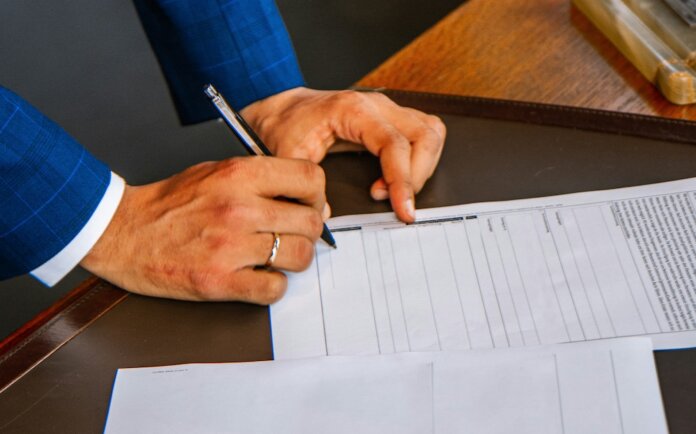 Pending Document Sign Application Contract